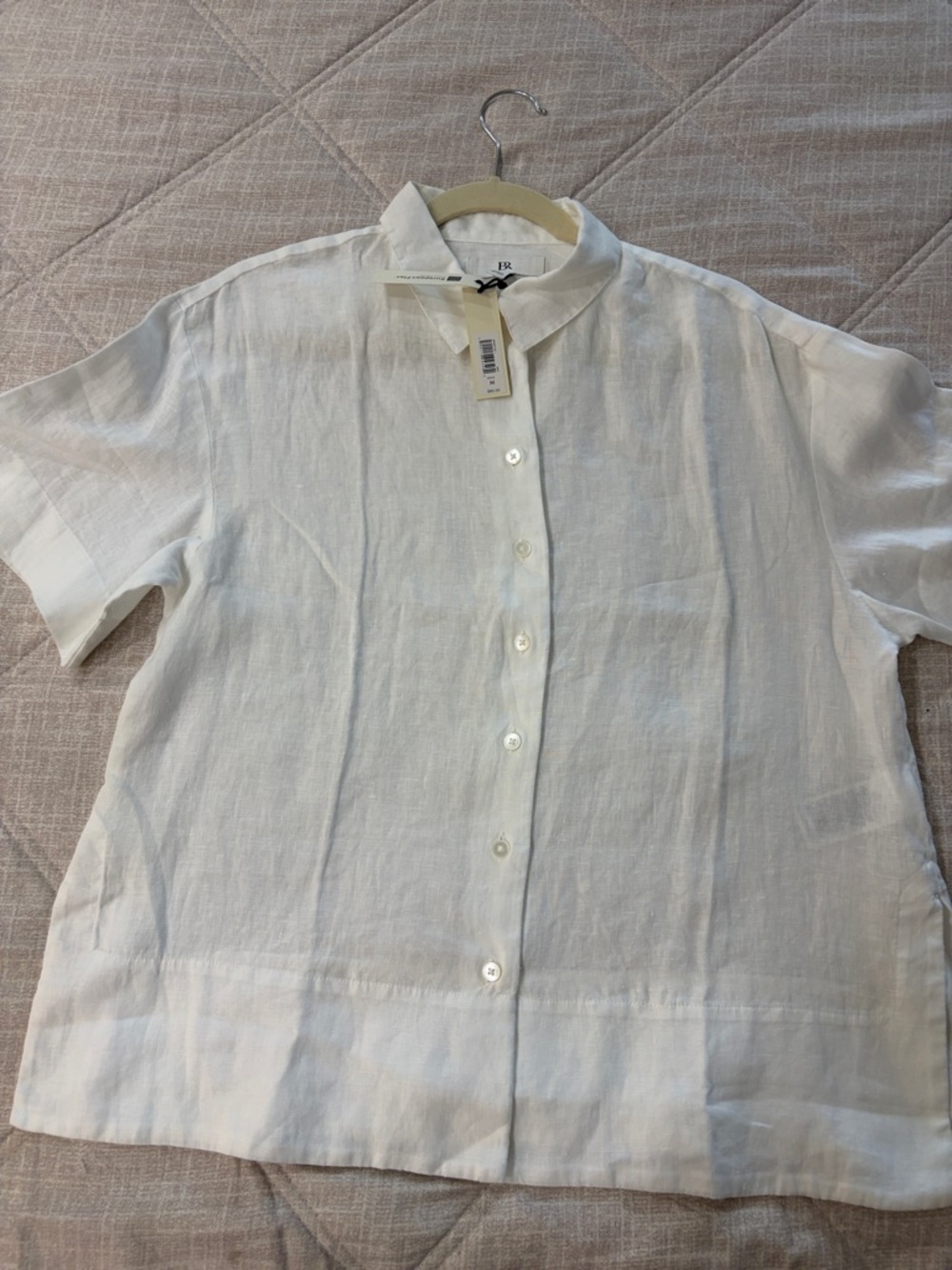 Banana Republic Women's White Short-Sleeve Linen Button-Down Shirt